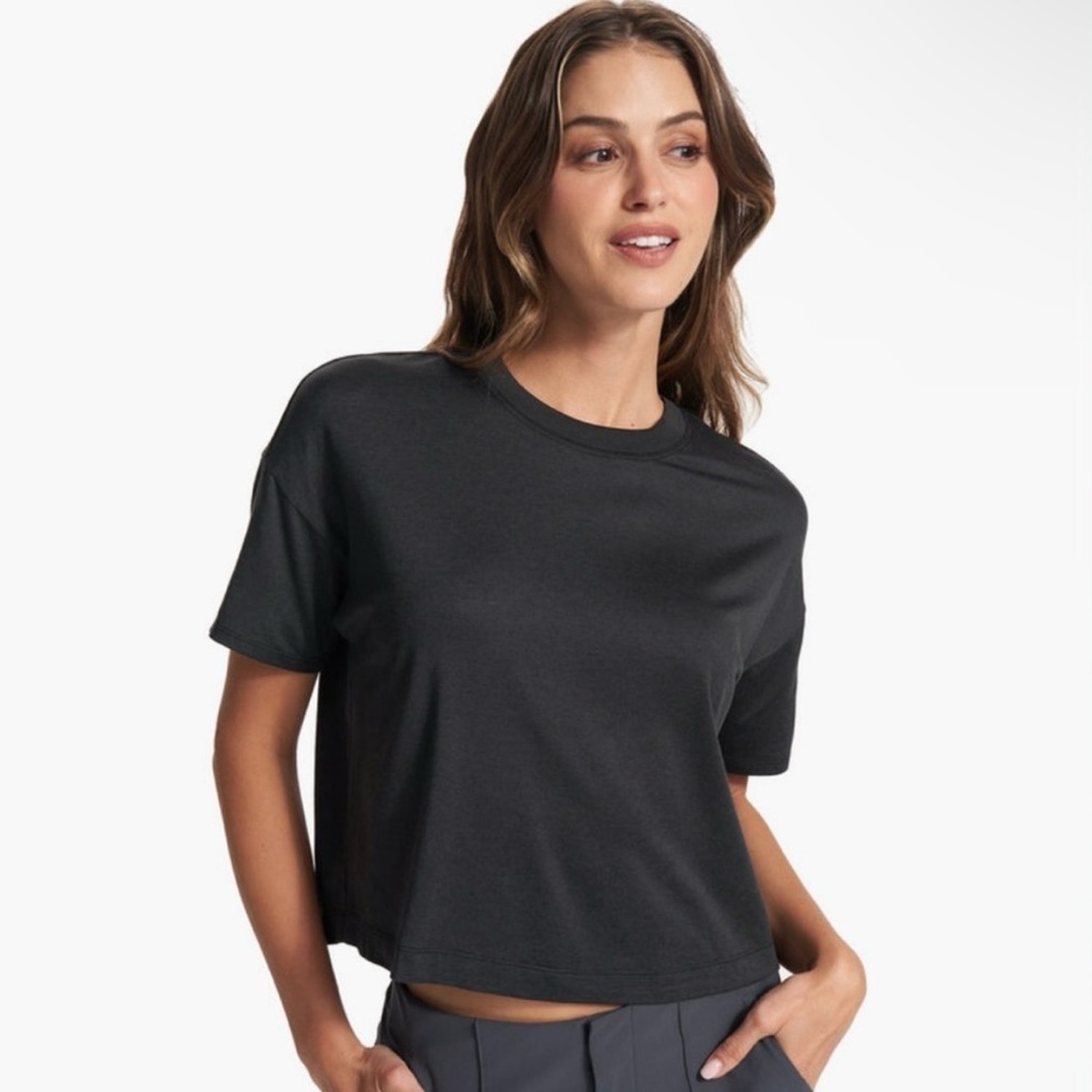 Vuori Energy Tee NWT